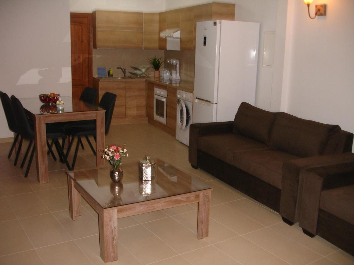 Love Holiday Suite 1 Tris Elies Extérieur photo